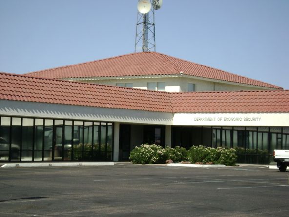 Community Plaza: 9516 W Peoria Ave, Peoria, AZ 85345